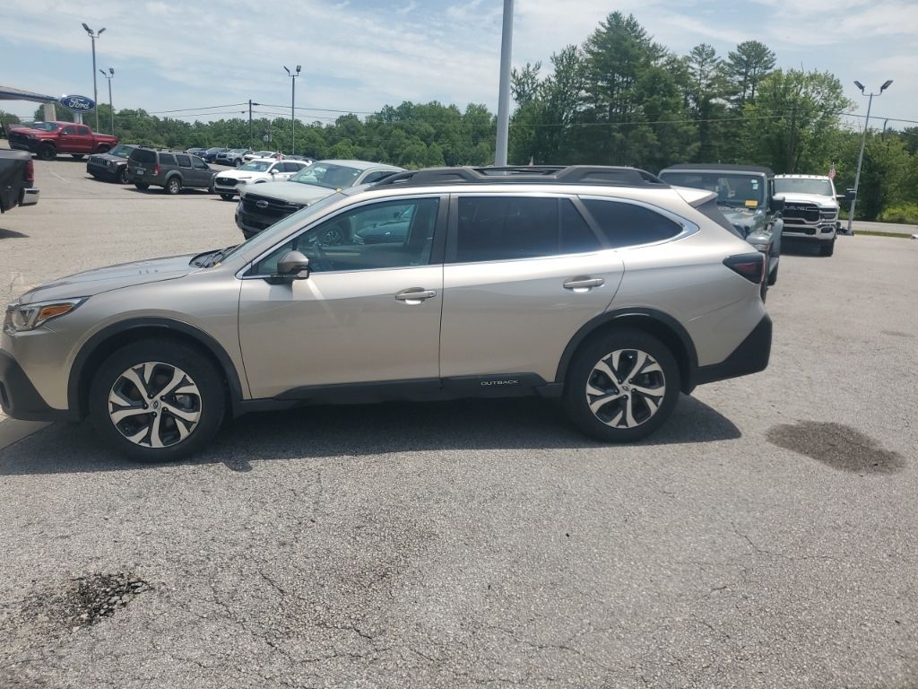 Crystal White Pearl 2022 Subaru Forester Crossover AWD SUV / Crossover All-Wheel Drive Continuously Variable Transmission