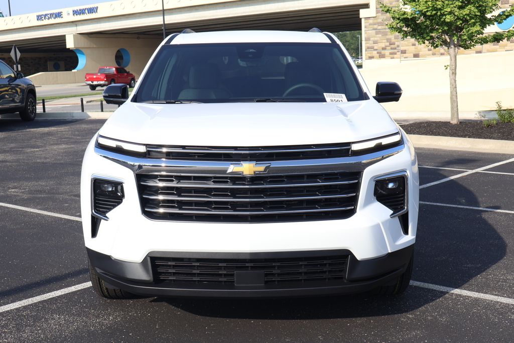 Thumbnail: 2026 Chevrolet Traverse - 2