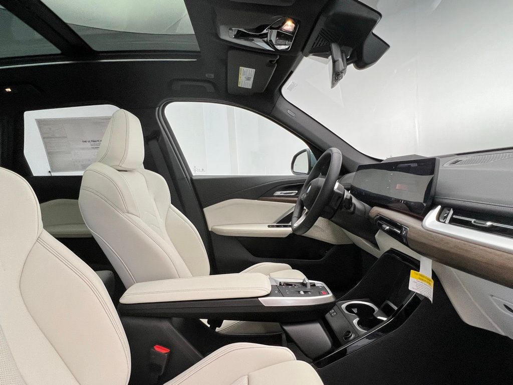 Thumbnail: 2026 BMW X1 - 6