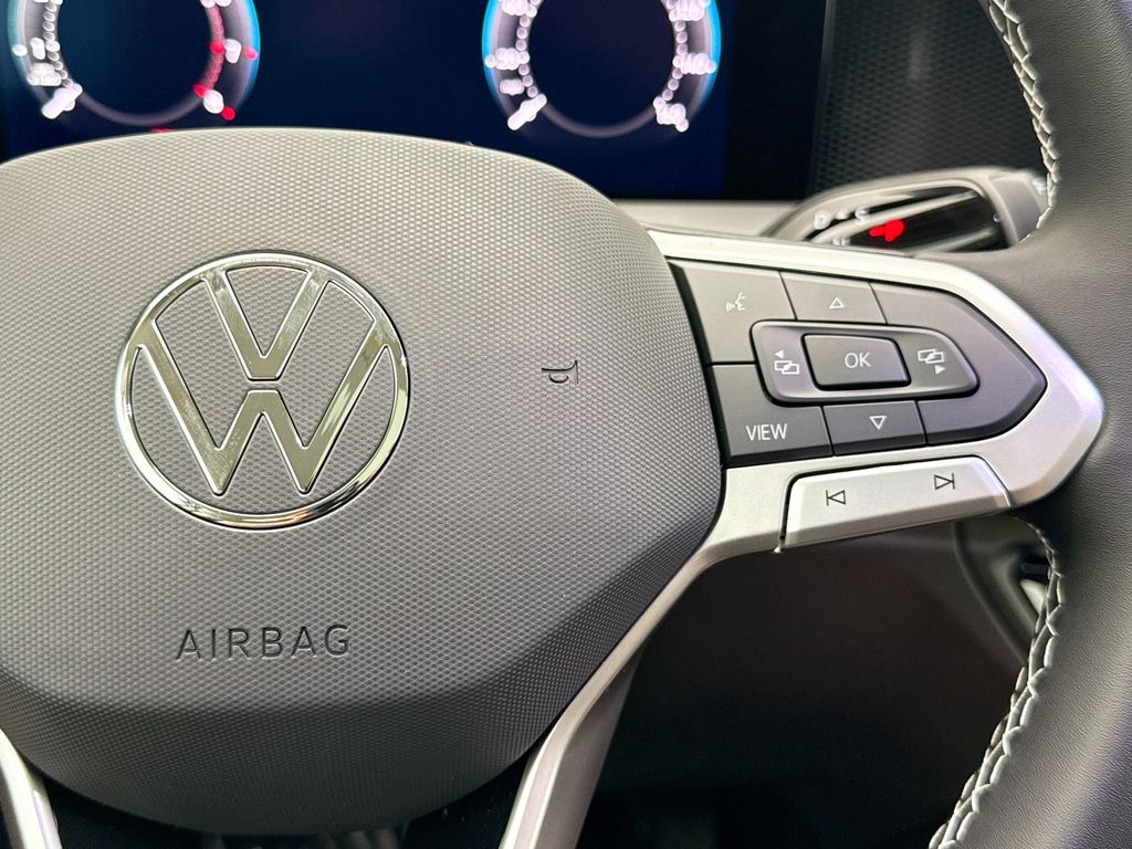 Thumbnail: 2026 Volkswagen Tiguan - 12