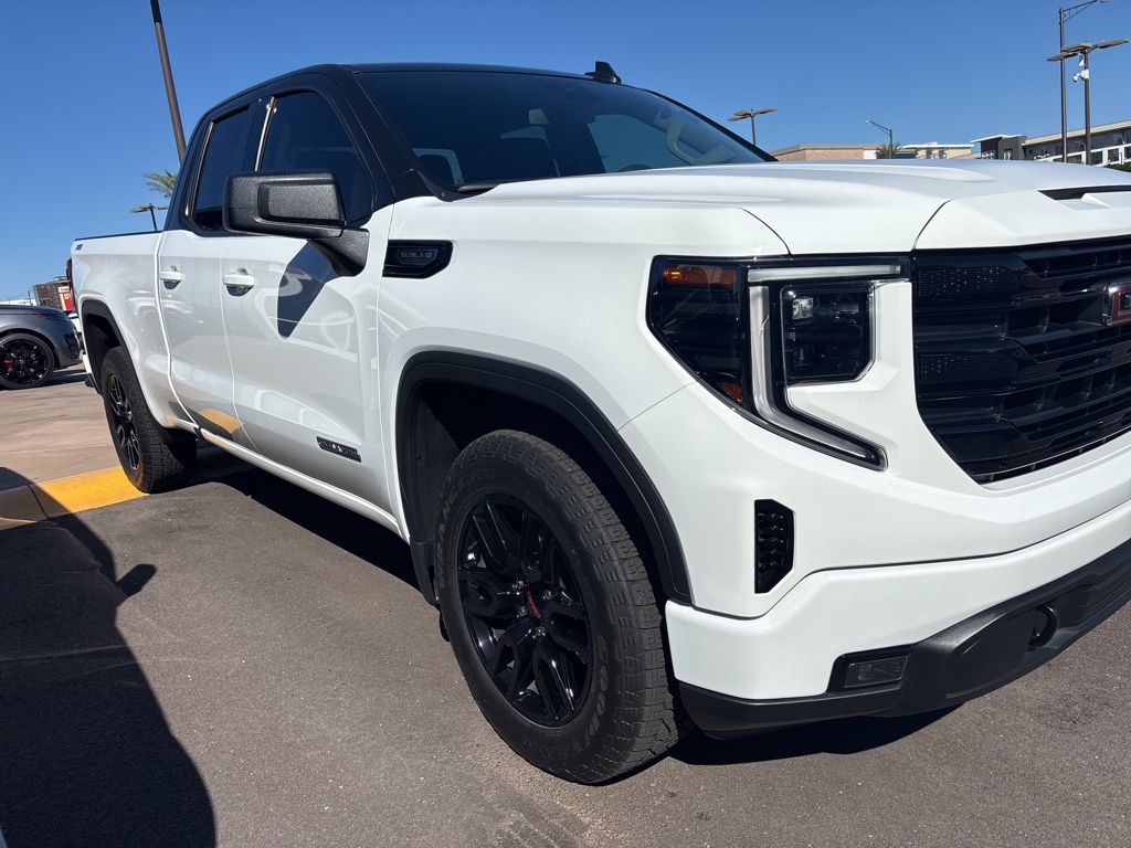 Thumbnail: 2023 GMC Sierra 1500 - 2