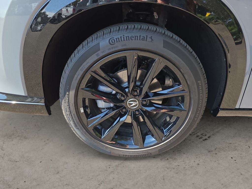 Certified Used 2025  Acura A-Spec Advance Package image 9