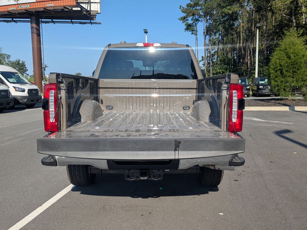 2026 Ford F-350 Super Duty Lariat