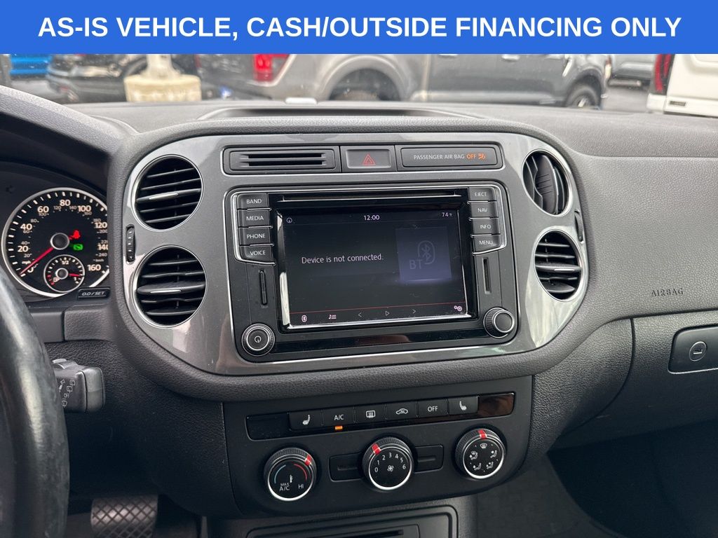 2016 Volkswagen Tiguan SE