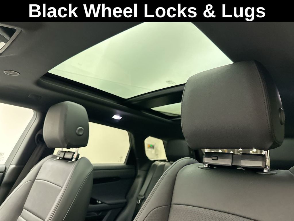 2025 Land Rover Range Rover Evoque S 9