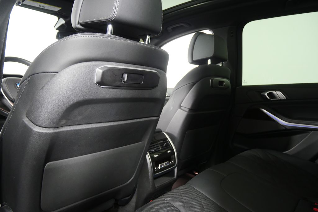 Thumbnail: 2024 BMW X5 - 17