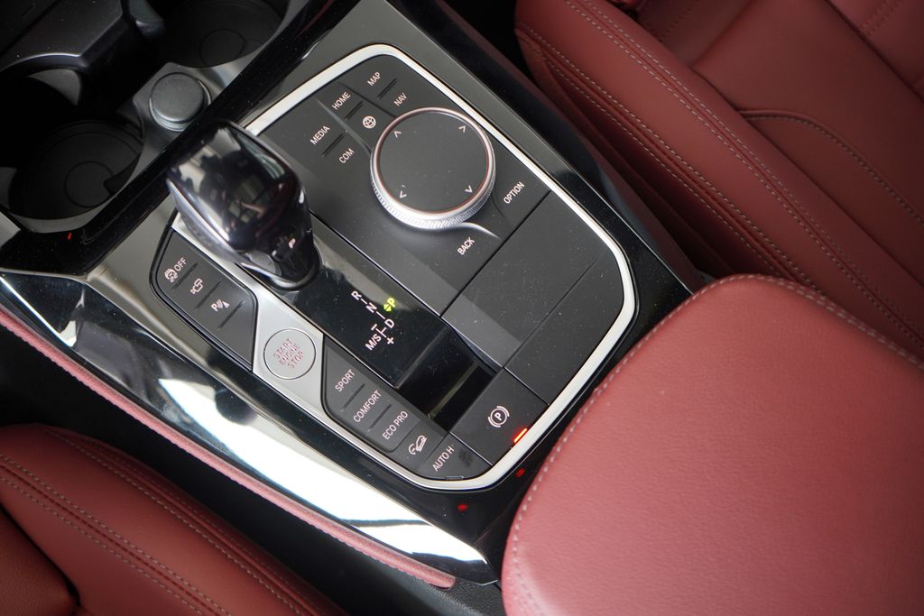 2025 BMW X4 M40i 21