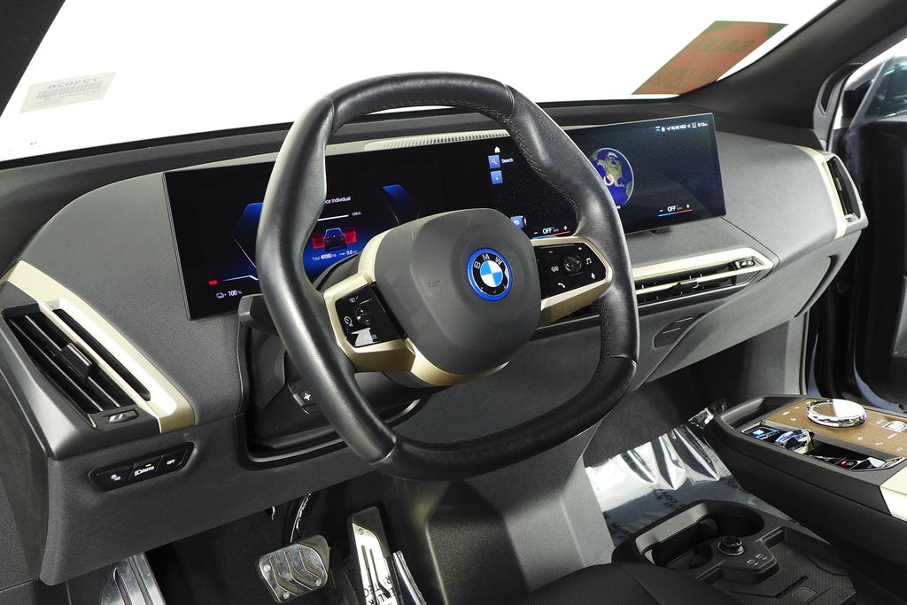 Thumbnail: 2023 BMW iX - 30