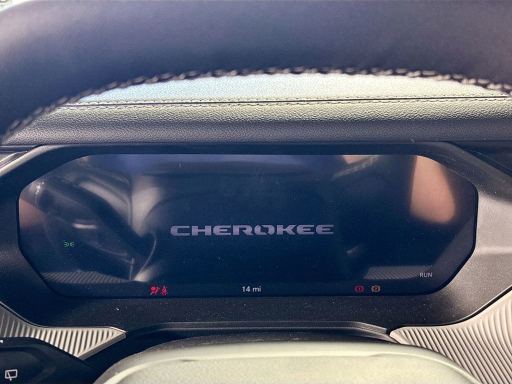 2026 Jeep Cherokee Laredo