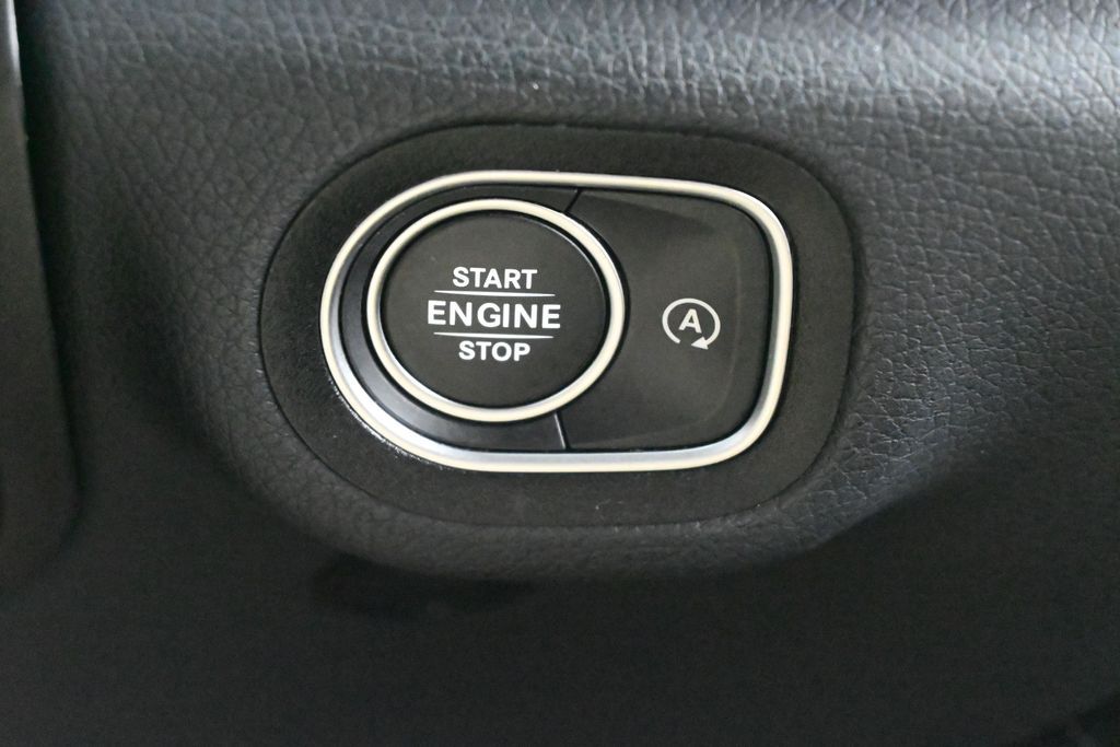 Used 2026 Black Mercedes-Benz GLE 350 image 36