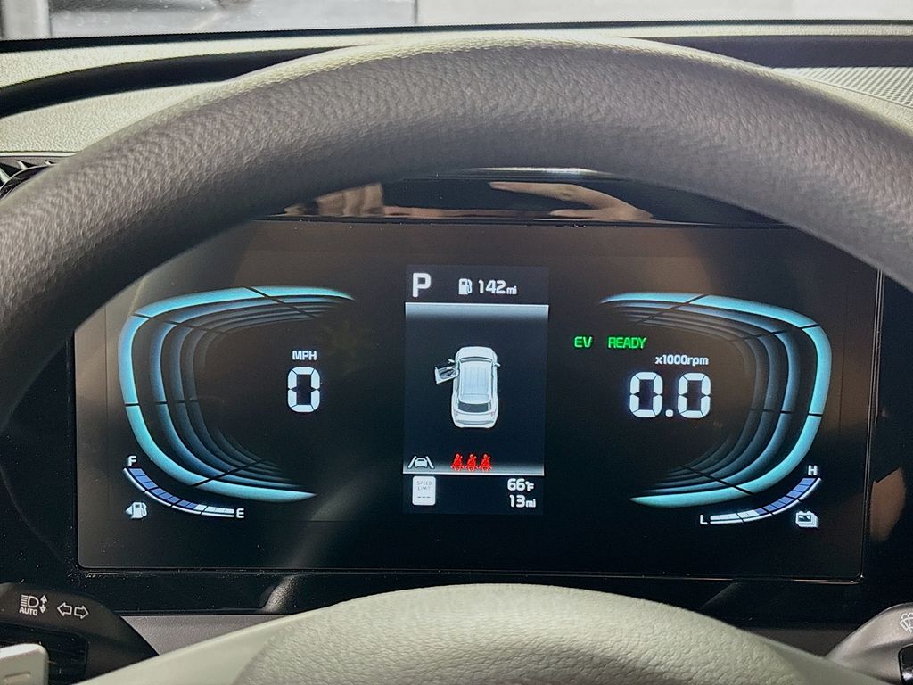 2025 Kia Sportage Hybrid LX