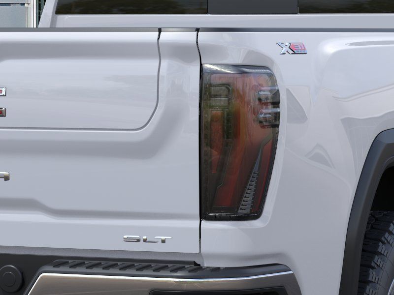 2024 GMC Sierra 2500HD SLT 11