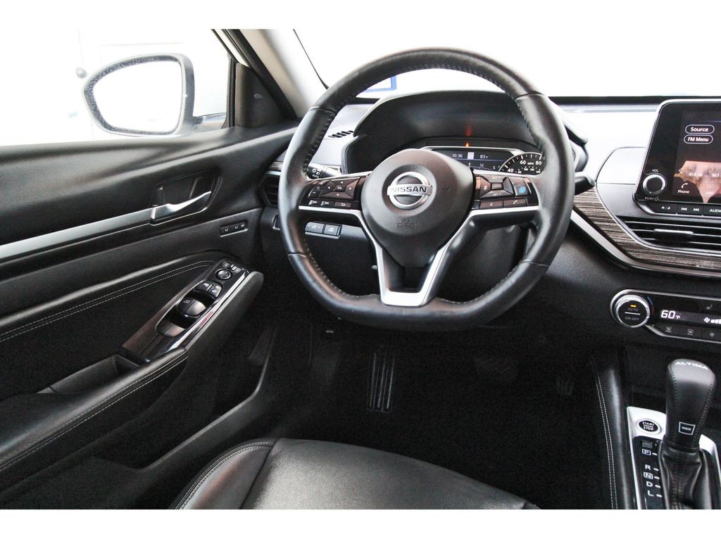 2020 Nissan Altima 2.5 Platinum White at Emmons Autoplex