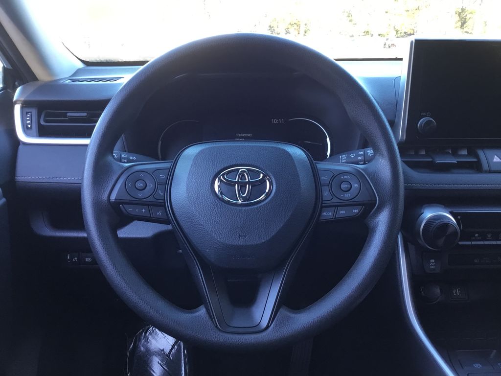 Thumbnail: 2023 Toyota RAV4 - 19