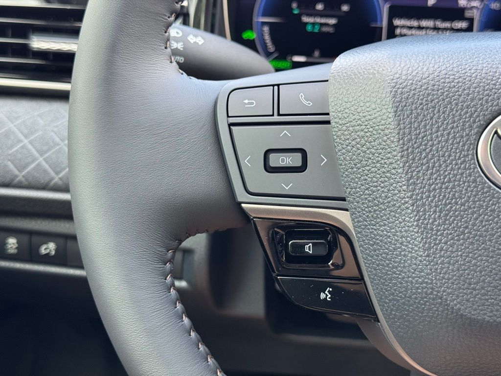 2026 Toyota Camry XLE photo 19