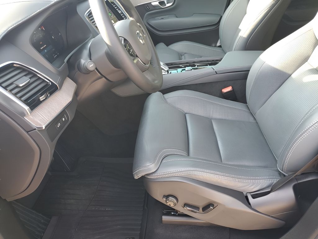 Used Car 2024 Volvo Xc90 Recharge Plug-in Hybrid  Ultimate For Sale Under $50,000 In Austin, Texas