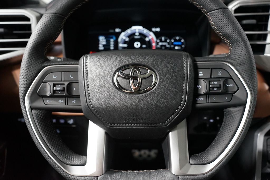 Thumbnail: 2025 Toyota Tundra - 14