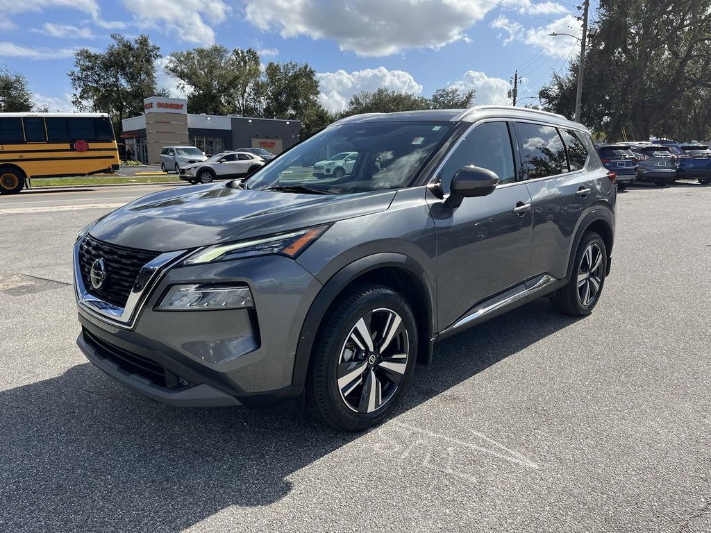 2021 Nissan Rogue SL 9