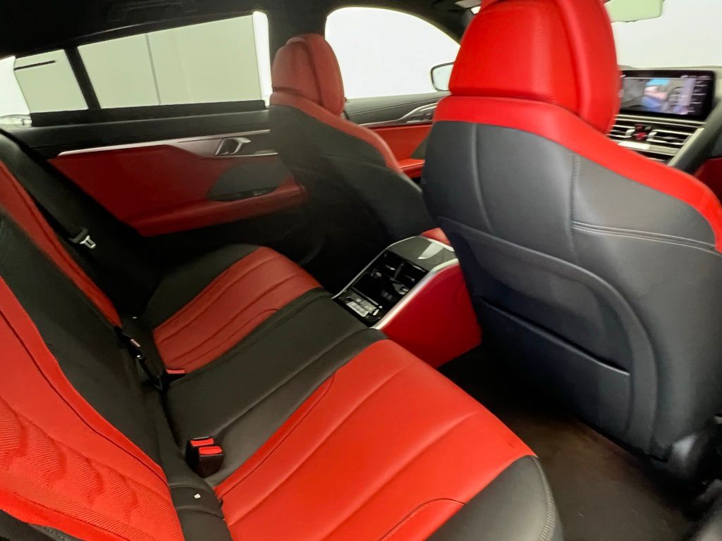Thumbnail: 2024 BMW 8 Series - 9
