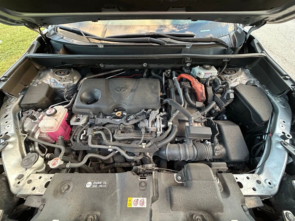 Thumbnail: 2021 Toyota RAV4 - 11