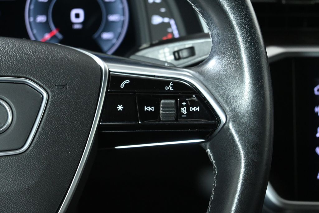 Thumbnail: 2022 Audi A6 - 17