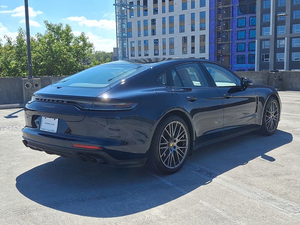 Thumbnail: 2023 Porsche Panamera - 8