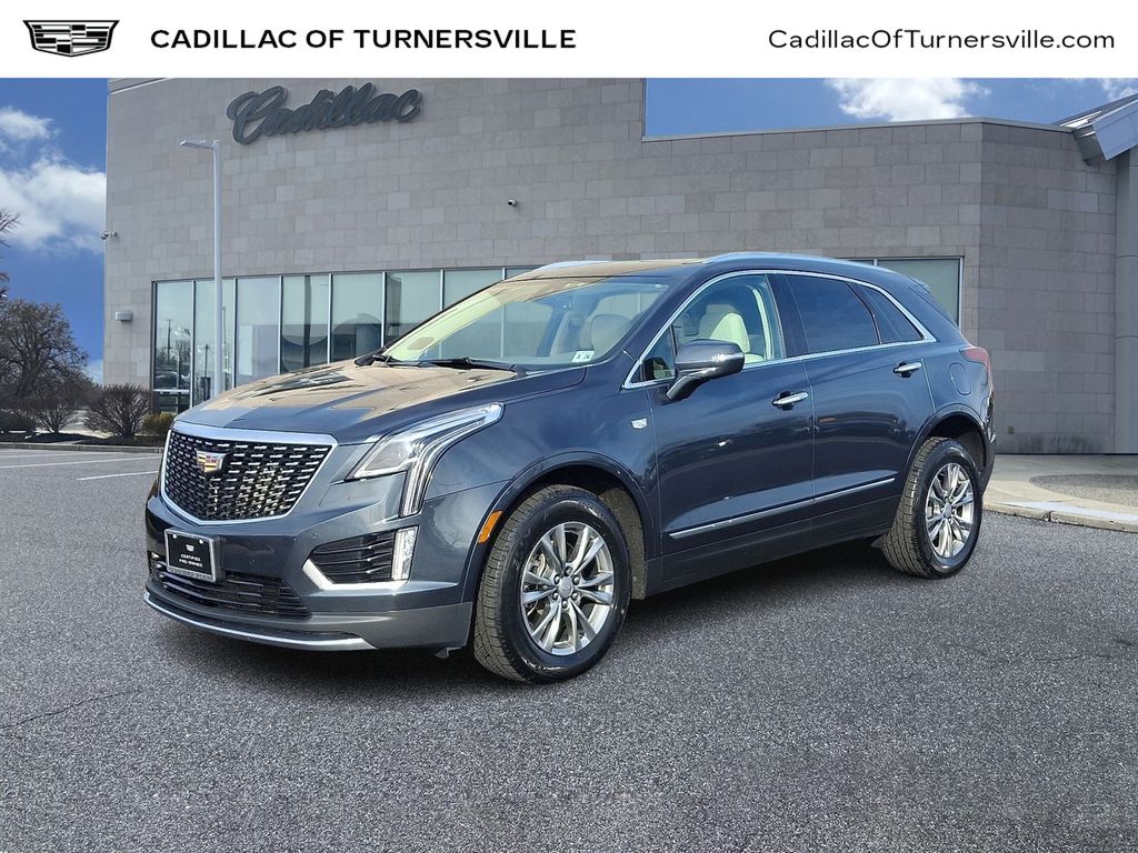 Thumbnail: 2021 Cadillac XT5 - 1