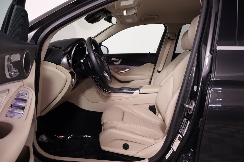 Thumbnail: 2022 Mercedes-Benz GLC - 10