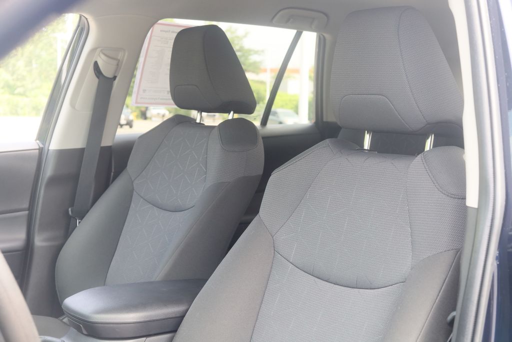 Used 2025 Toyota RAV4 SUV