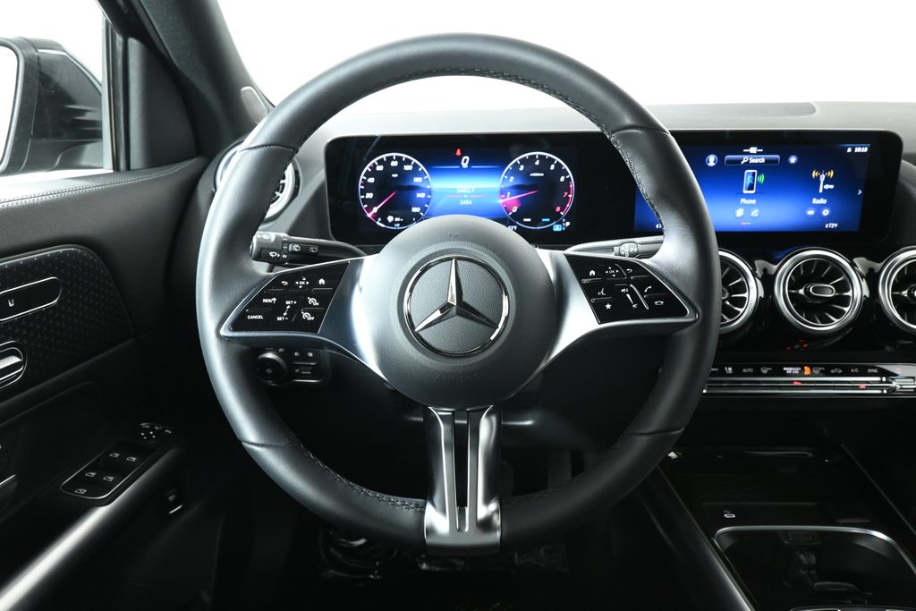 2025 Mercedes-Benz GLA 250 4MATIC 15