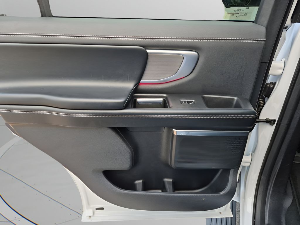 Used Car 2025 Ford Expedition  Platinum For Sale Under $70,000 In Austin, Texas