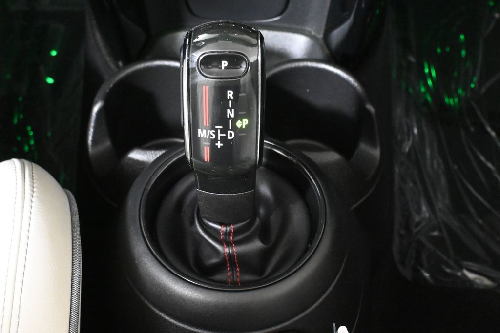 Thumbnail: 2020 MINI Cooper - 31