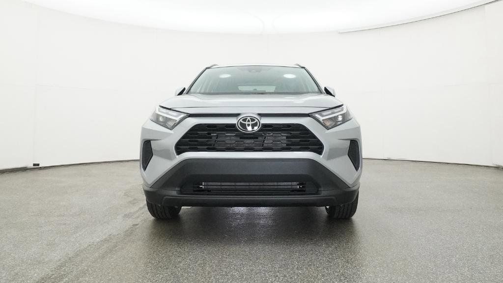 Thumbnail: 2025 Toyota RAV4 - 31