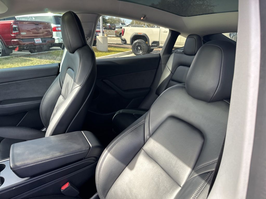 Used Car 2022 Tesla Model Y  Long Range For Sale Under $30,000 In Austin, Texas