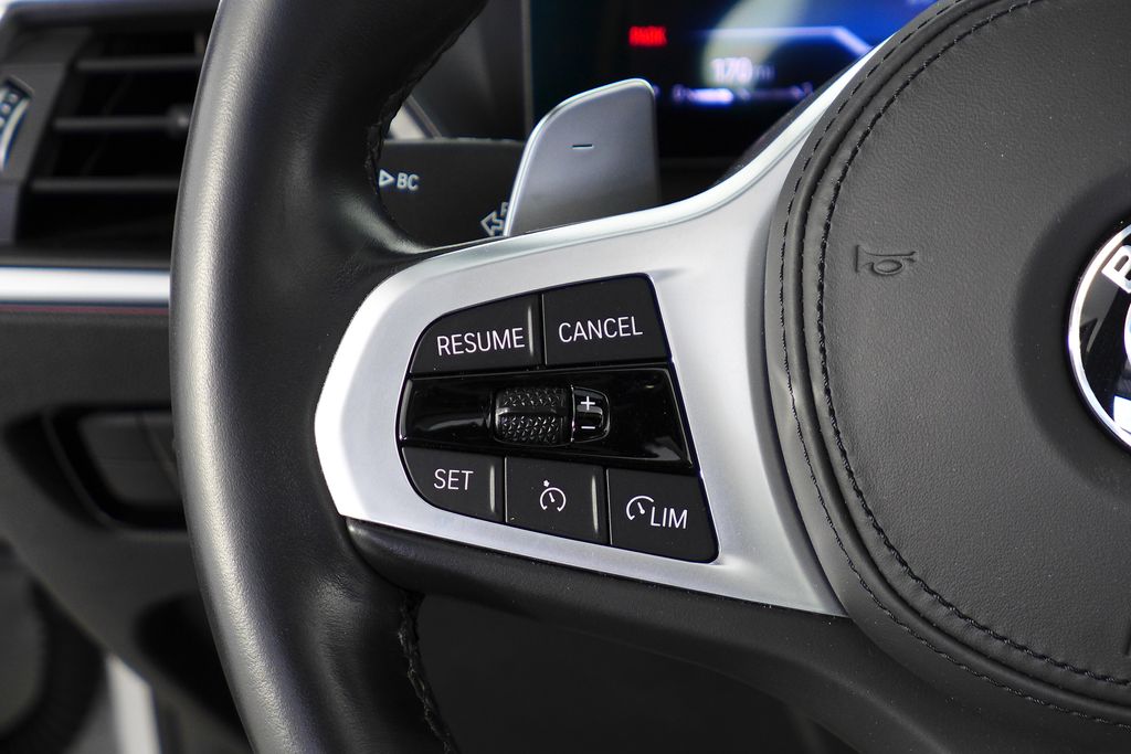 Thumbnail: 2023 BMW 3 Series - 30