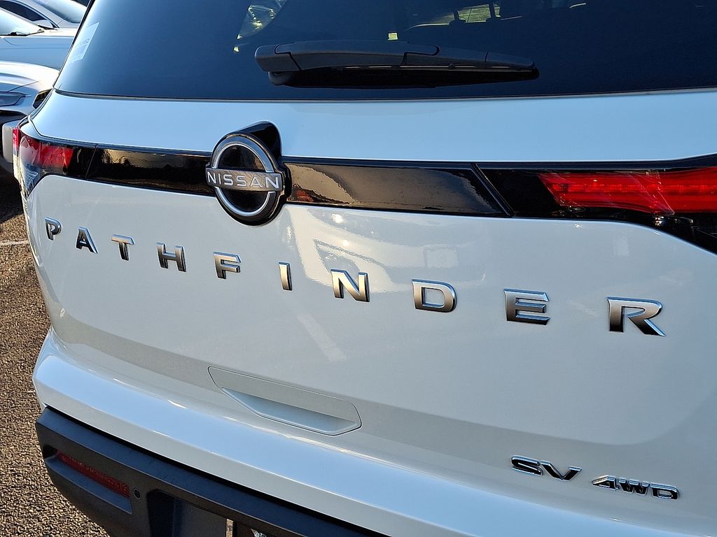 Thumbnail: 2024 Nissan Pathfinder - 30