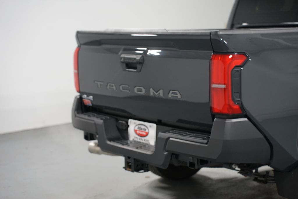 Thumbnail: 2024 Toyota Tacoma - 9