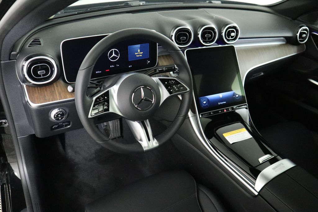 Thumbnail: 2025 Mercedes-Benz C-Class - 9