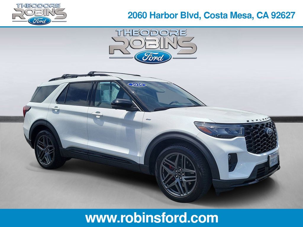 Star White Metallic Tri-Coat 2026 Ford Explorer SUV / Crossover Rear-Wheel Drive Automatic