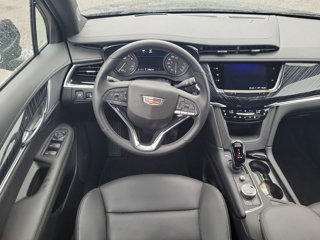 2023 Cadillac XT6 Premium Luxury 9