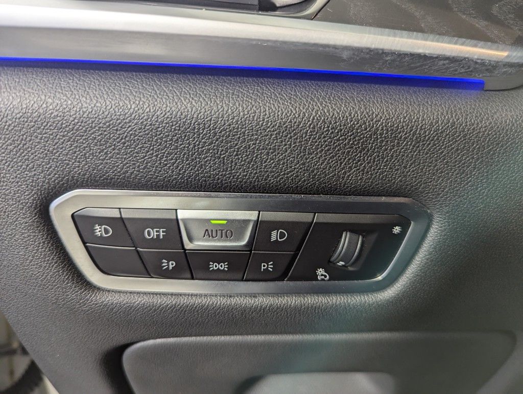 2022 BMW X7 xDrive40i photo