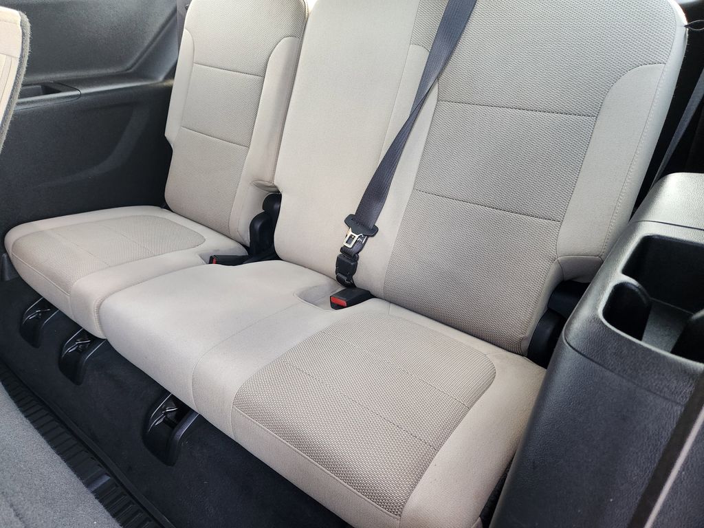 car-gallery-32