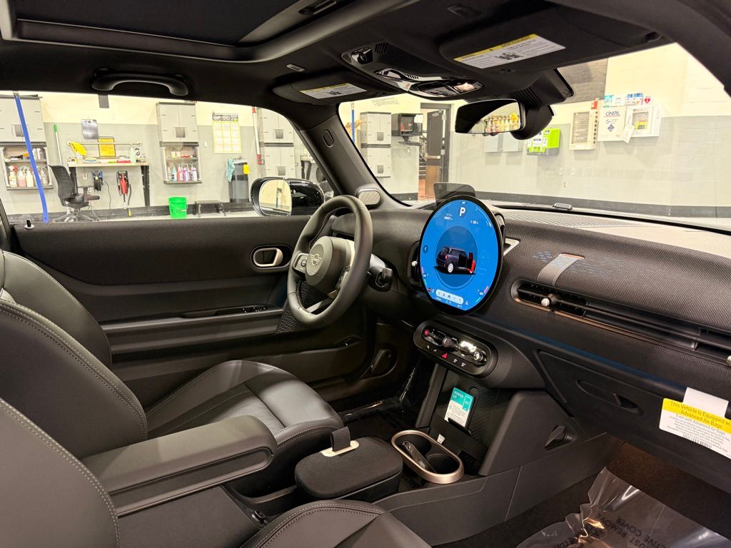 Thumbnail: 2026 MINI Cooper - 22