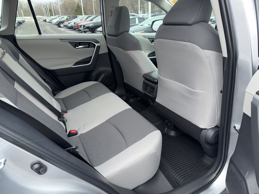 Thumbnail: 2025 Toyota RAV4 - 23