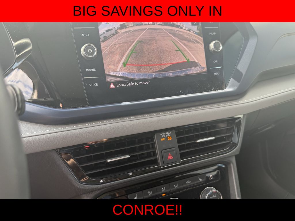 2024 Volkswagen Taos 1.5T SE  at DeMontrond Auto Country