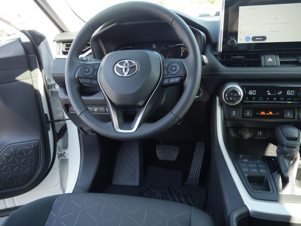 Thumbnail: 2025 Toyota RAV4 - 29