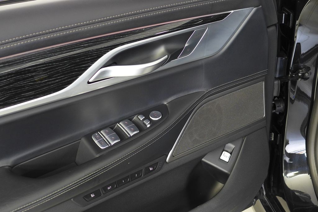 Thumbnail: 2022 BMW 7 Series - 12