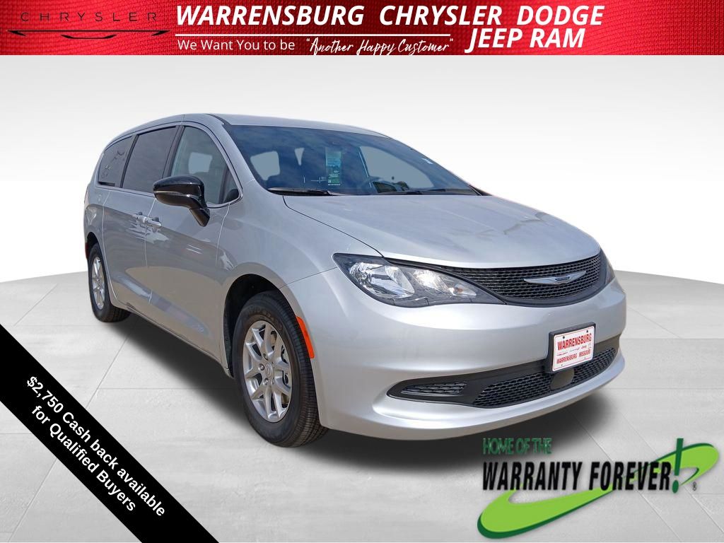 Silver Mist Clearcoat 2026 Chrysler Voyager LX FWD Minivan Front-Wheel Drive 9-Speed Automatic