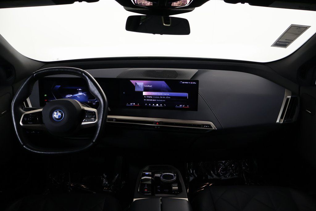 Thumbnail: 2024 BMW iX - 8