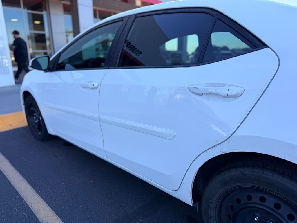 Thumbnail: 2017 Toyota Corolla - 10